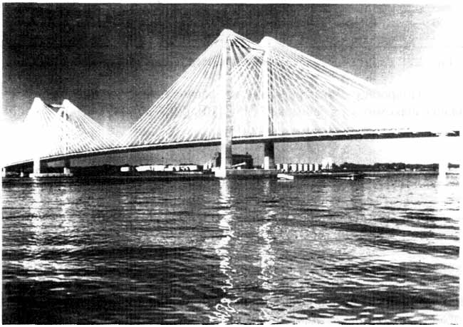 Рис. 2.73. Вантовый мост через реку Колумбия между городами Паско и Кеннвайк в штате Вашингтон (США)